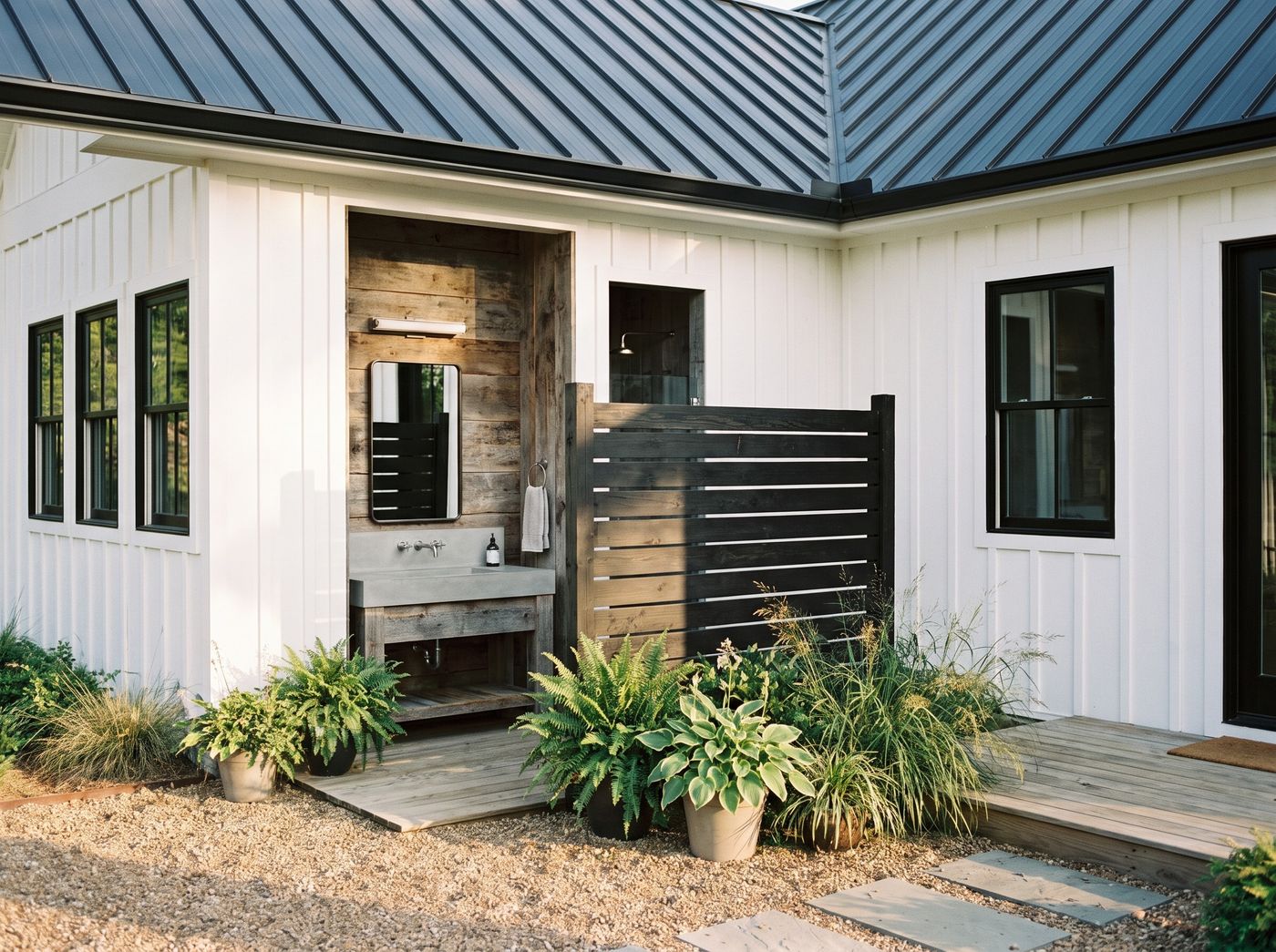 Outdoor Bathroom with Black Slatted Screen