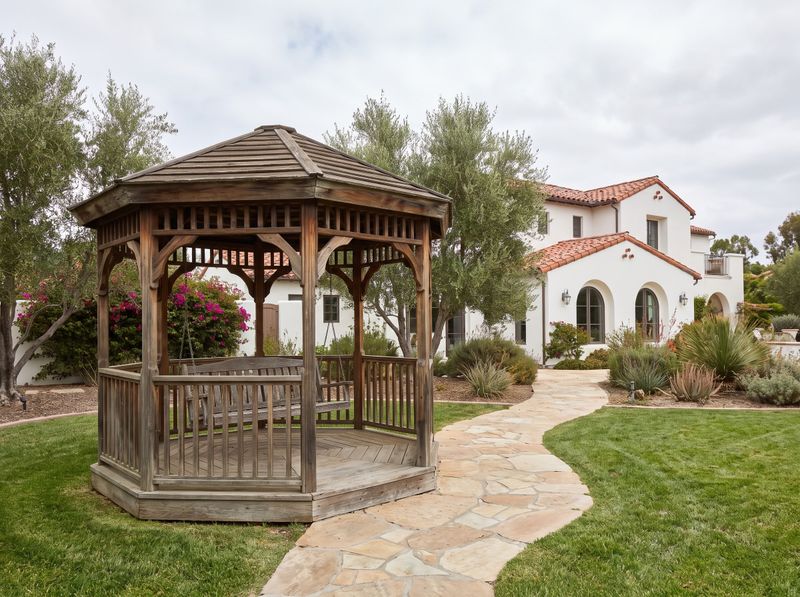 Cedar Gazebo with Hanging Bench Swing
